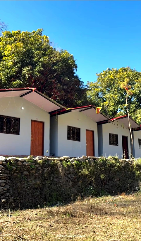 ShooLin Riverside Inn